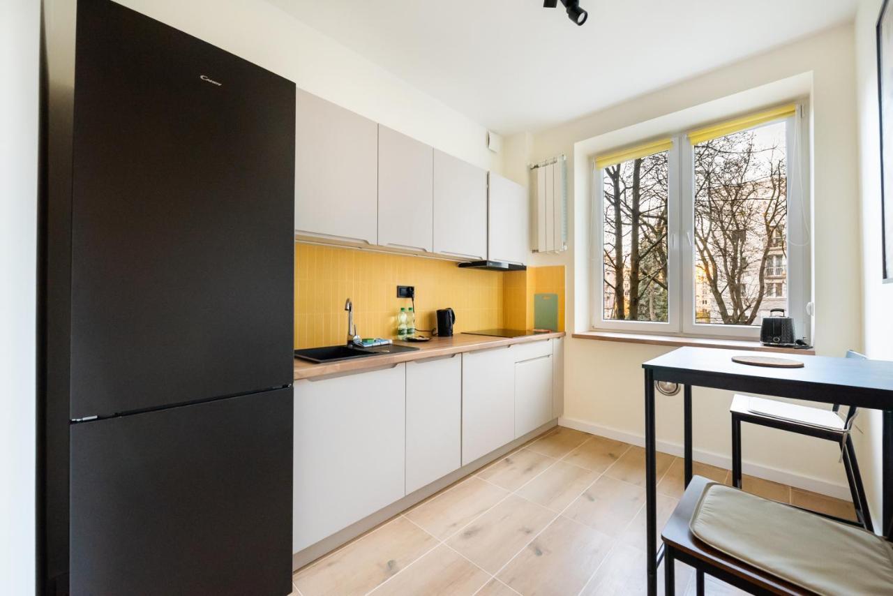 Ochota Sunny Apartment 华沙 外观 照片